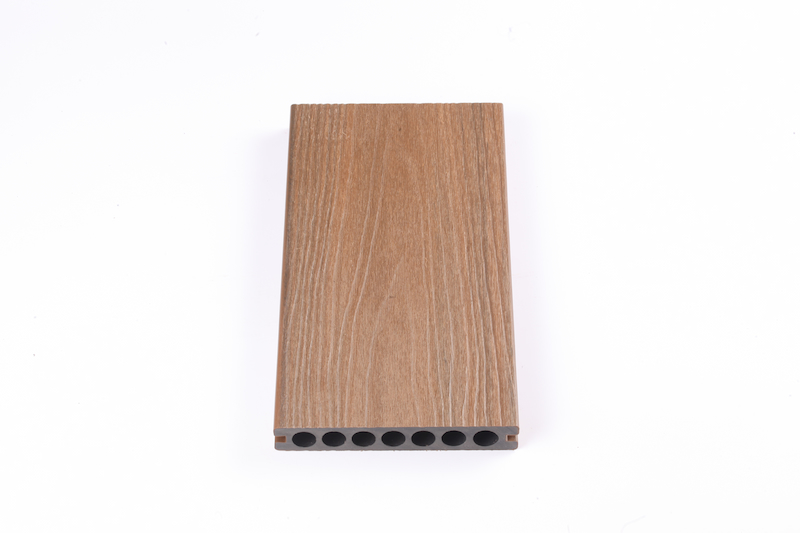 Eco friendly wood grained WPC deck